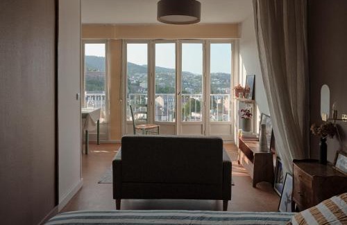 Royat Apartment | L'heure Bleue - Meublé de tourisme 3 étoiles