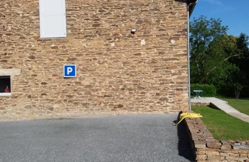 Saint-Cyr-les-Champagnes House | L'hortensia bleu