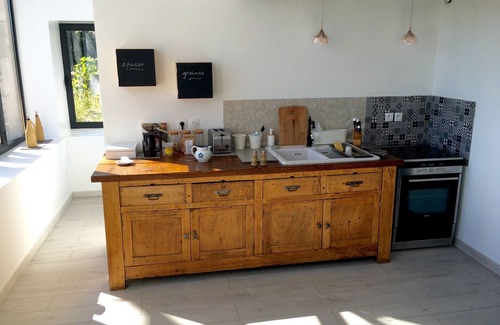 Joannas House | L'Orangerie Architect house -Private pool-Nature-Village view-Calm-Rivers.