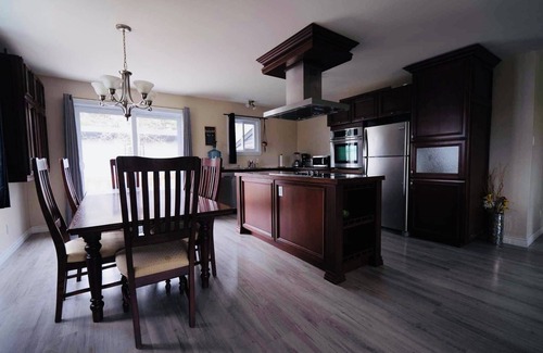 Saint-Ignace-de-Loyola House | La 1171A - Maison au domaine privé