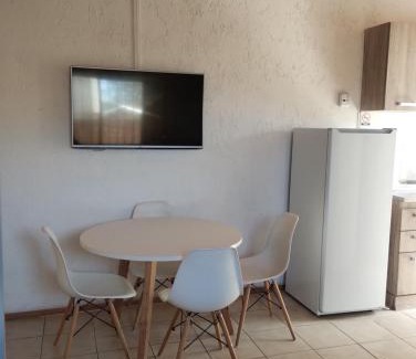 Mendoza City Center Apartment | LA BARRICA ESTUDIO, Departamento funcional, comodo, acogedor y completamente equipado en el Centro de Mendoza Capital, con hermosa terraza para disfrutar, No pierdas esta oportunidad!