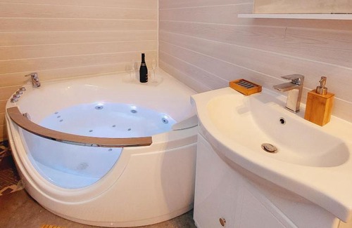 Boulogne-Centre Apartment | La Bull'Opale - Appartement d'exception avec Balnéo