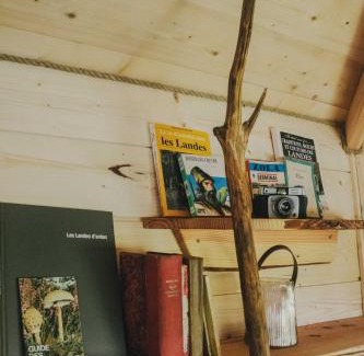 Coudures Other | La Cabanoun, cabane perchée vue lac