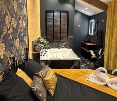 Saint-Cyr-la-Campagne Bed & Breakfast | La cachette enchantée