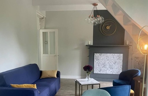 Carolles House | La Capucine