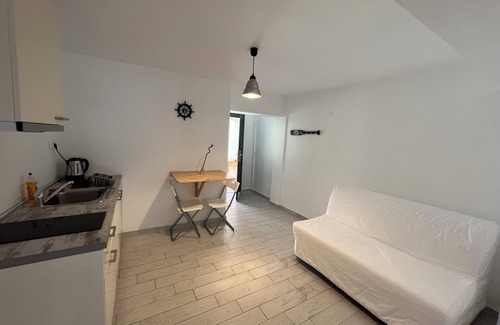 Mola Kalyva Apartment | La Casa Al Mare Apart Hotel