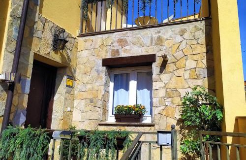 Fuentetoba House | LA CASA DE FUENTETOBA