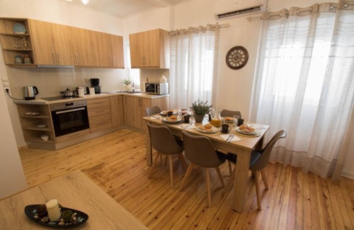 Old Town Apartment | La Casa di Corfu - renovated from scratch apartment located in the heart of Old Corfu Town