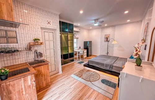 Van Mieu House | La Casa Di Dicembre