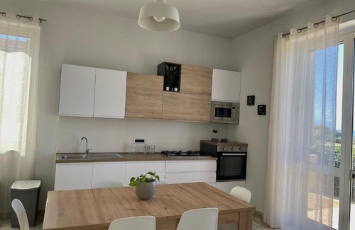 Milazzo Apartment | La casa di Felice [Milazzo, Tono]