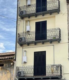 Cosenza Bed & Breakfast | LA CASA DI Jo