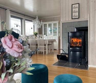 Berg Villa | La Casa Senja