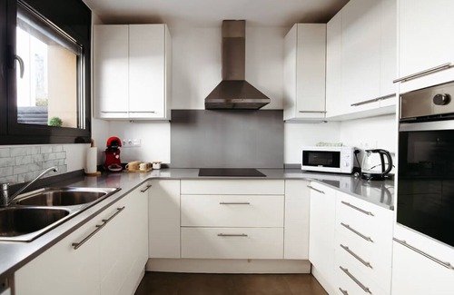 Cercs House | La Caseta de Cercs: Barbacoa+ Mascota