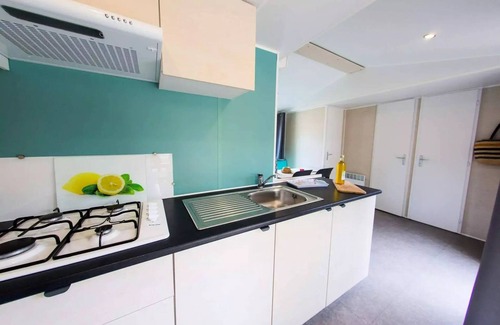 Ruoms House | La Chapouliere campsite* - 3 room mobile home for 4 people