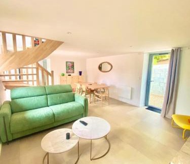 Tregastel House | La Chaumière en bord de mer