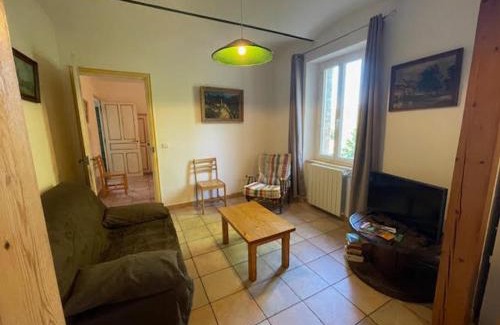 Allegre Les Fumades Apartment | La Chaumière