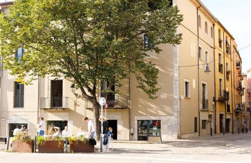 Barri Vell Hotel | La Comuna by Bon Dia Residences