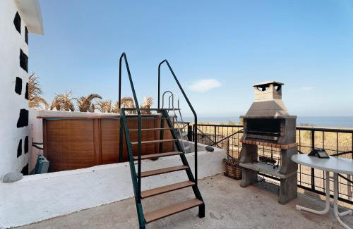 Frontera House | La Cuadra de Juan