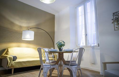 Pre Apartment | La Darsena Suite Eleganza e Comfort nei Vicoli