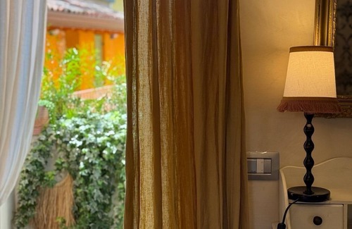 Borgo Trento Apartment | La Dolce Vita - Luxury Verona city Apartment 2 BR, 2 BA with Romantic Balcony