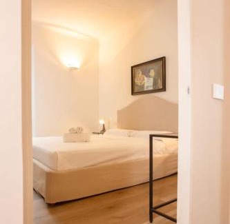 Zona Risorgimento Apartment | La Dolcevita Luxury Apartment - Belle Arti Palace - City Center
