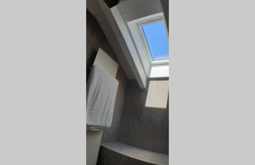 Cataeggio Apartment | LA FINESTRA SUL FIUME-GRAZIOSA MANSARDA.CIR 014O74