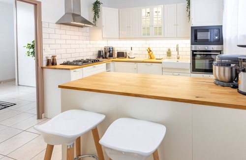 Paimpont House | La Fleur de Vie - Maison avec piscine et jacuzzi