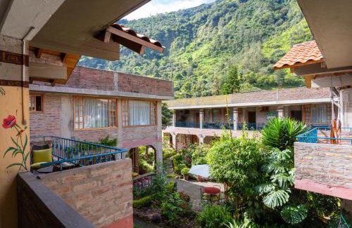 Banos de Agua Santa Hotel | La Floresta Hotel