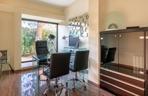 Taranto Villa | La Gigasuite - Villa at the sea with infinity pool and SPA