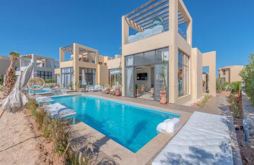 El Gouna Villa | La Gouna Boutique Beach House in Tawila 4BR Heated Pool