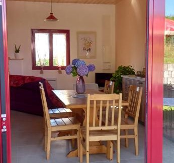 Saint-Genix-sur-Guiers House | La grange d Eugène