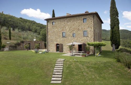 Gaiole in Chianti Villa | La Maccinaia by Salogi Villas