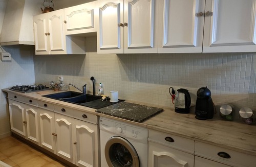 Le Barroux Apartment | La Maison D'yvette