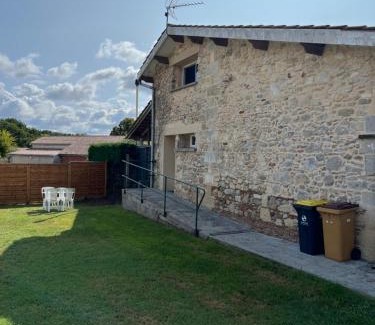 Saint-Martin-de-Laye House | La maison de Kelenn