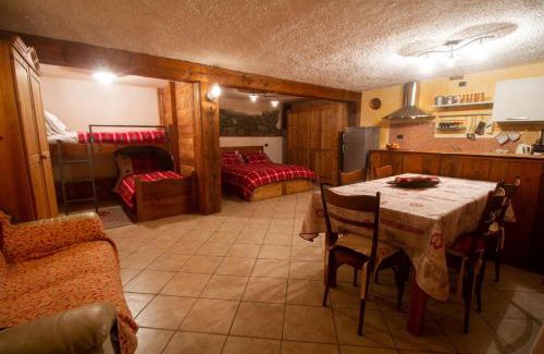 Variney-Chez Roncoz Apartment | La Maison de Karen The Deer House