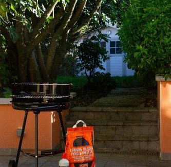 Prix-les-Mezieres House | La maison de Rosie