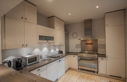 Chantilly House | La Maison du 18, Charming B&B for 1 to 6 people in the heart of Chantilly