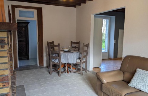 Crasville House | La maison du bas