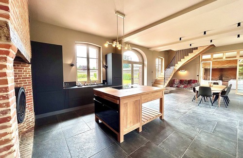 Biencourt House | La Maison du Château- Premium Comfort-Absolute Calm-WIFI-Garden