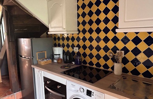 Courcite Cottage | La Meltiere Sleeps 4 with Garden