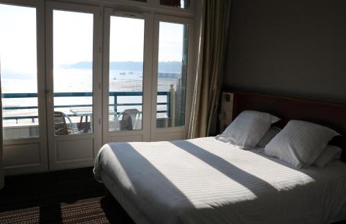 Cancale Hotel | La Mere Champlain
