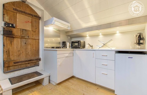 Lepin-le-Lac House | LA PETITE PORTE - LEPIN LE LAC