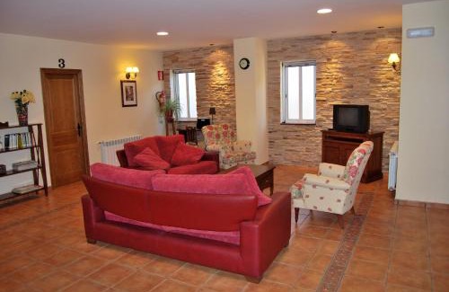 Cirat House | La Piedra del Mediodía