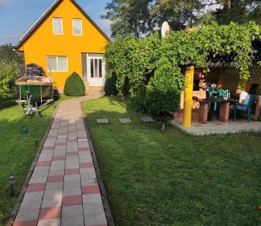 Murighiol House | La Prietenicu