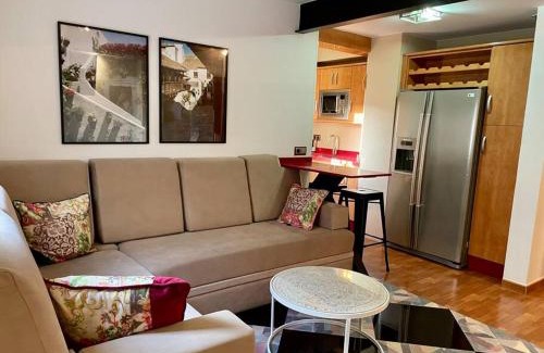 La Catedral Apartment | La Puerta de la Mezquita