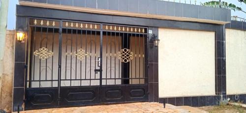 Lome House | La Résidence