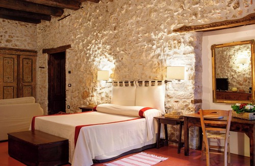 Teggiano Other | La Romantica Castello Macchiaroli, the magic of a medieval castle