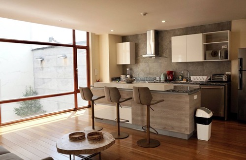 Quito Historic Center Apartment | La Ronda 431 - Apt. #105
