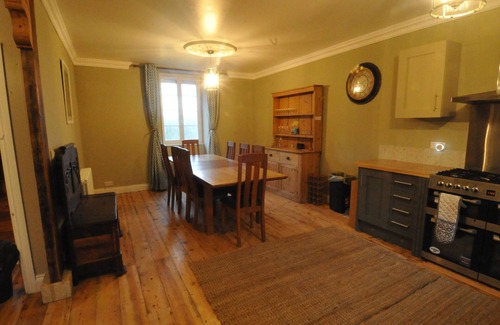 St.-Martin-des-Champs House | La Salette, is 15mins to Carantec 21 beaches in around 11km. Restaurants/Markets