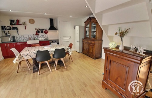 Brusvily House | La Salamandre du taï